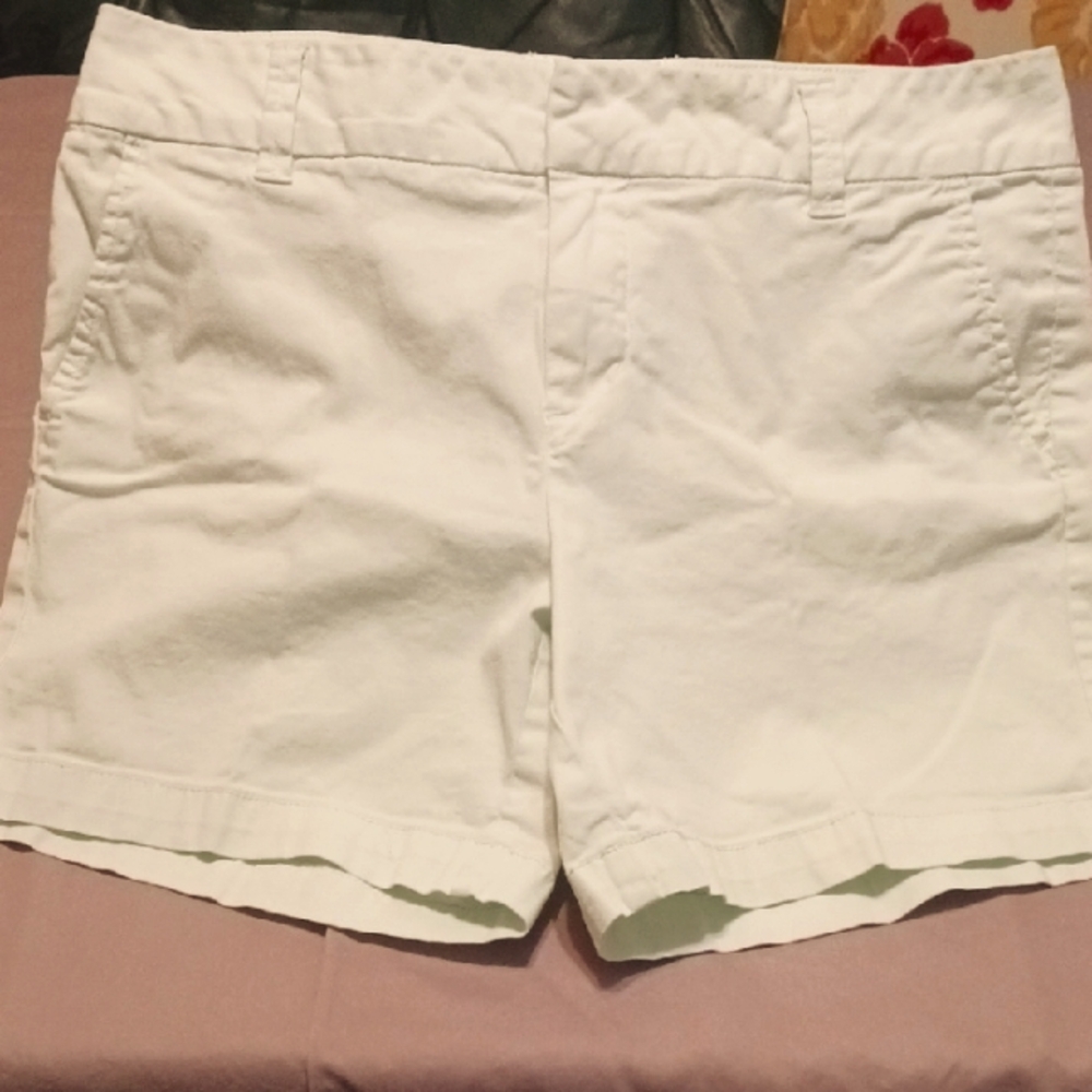 Women's Pale Green Shorts